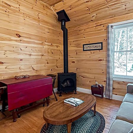 Готель White Pine Camp Paul Smiths Номер фото