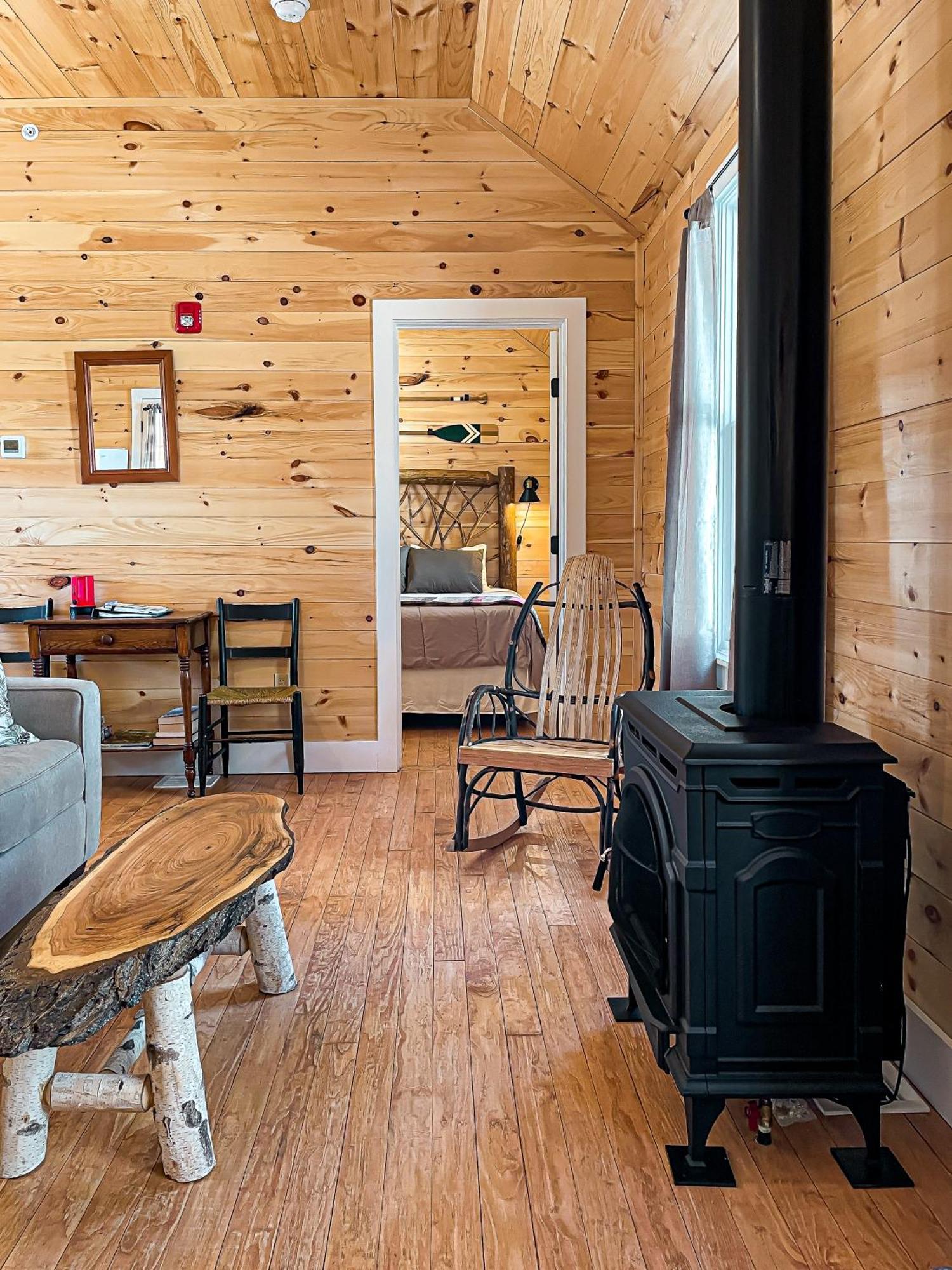 Готель White Pine Camp Paul Smiths Номер фото